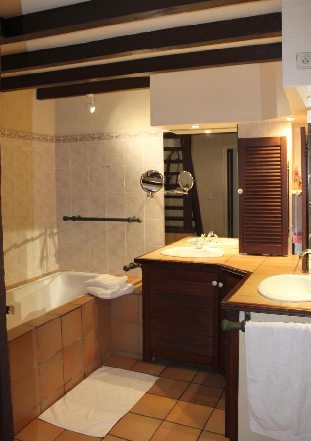 Le Cellier De Beaulieu, Au Pied De La Cite, Maison De Vacances Avec Climatisation Et Jacuzzi 카르카손 외부 사진